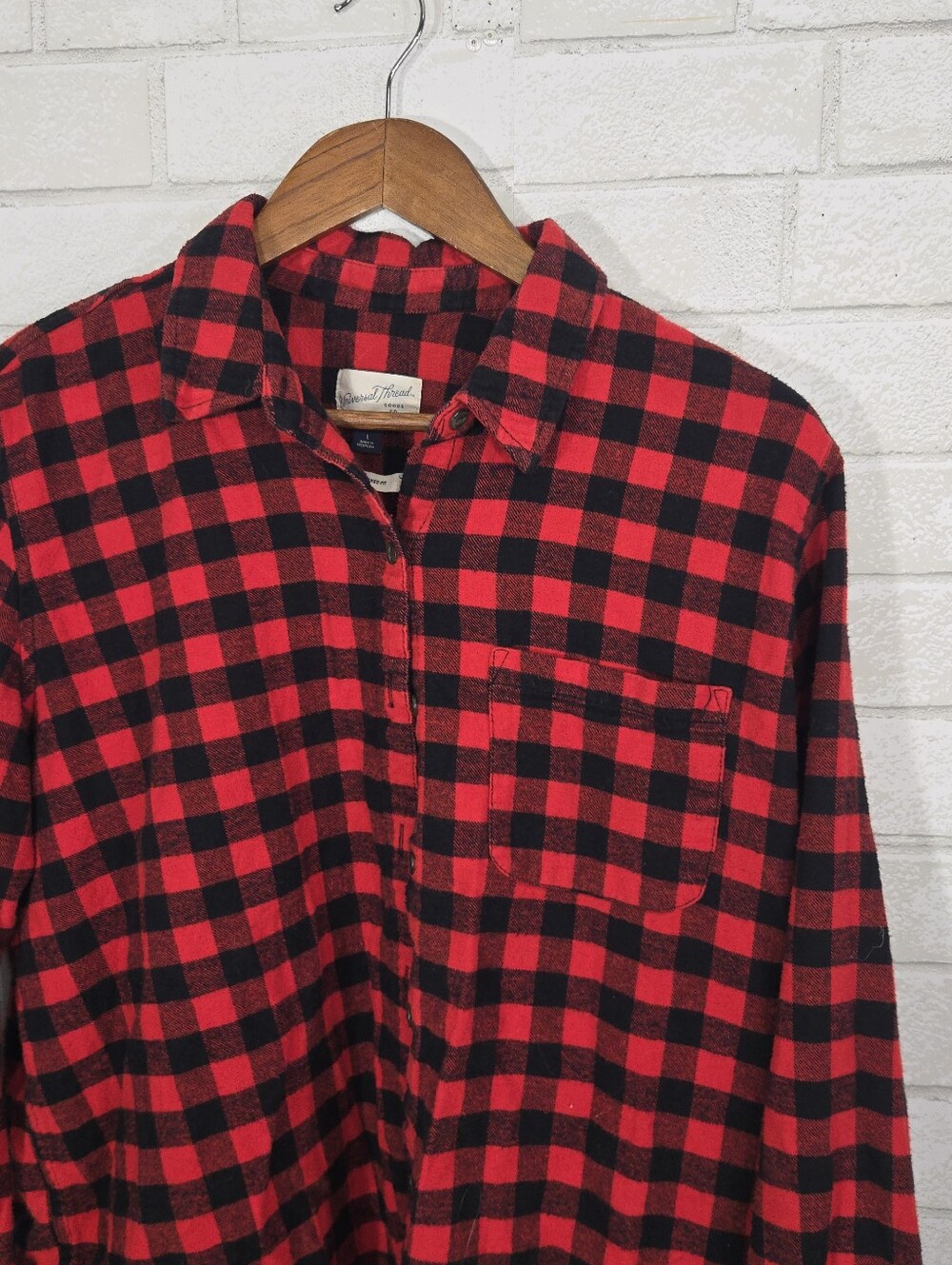 Universal Thread flannel button down top - Picture 4 of 14